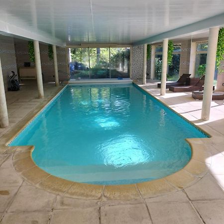 פורז'-לז-או Au Charme Du Lac Espace Bien Etre Et Piscine Chauffe Proche Parc Et Restaurant Du Casino מראה חיצוני תמונה